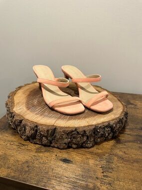 Peach Open-Toe Strappy Mid Heel Sandals